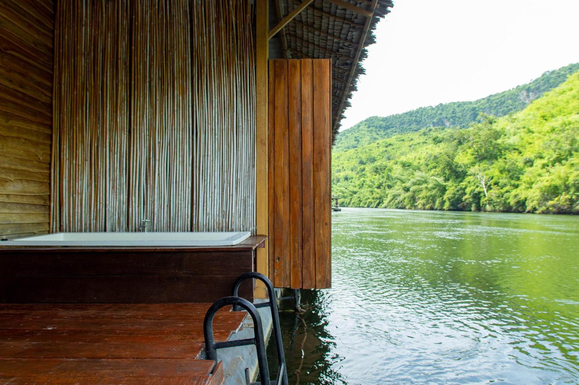 The Hub Erawan Resort Chongsadao Exterior photo