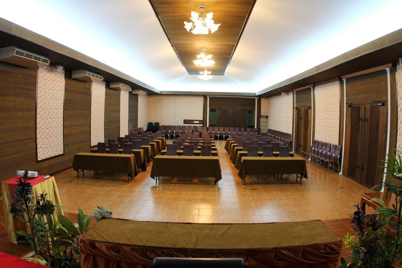 The Hub Erawan Resort Chongsadao Exterior photo